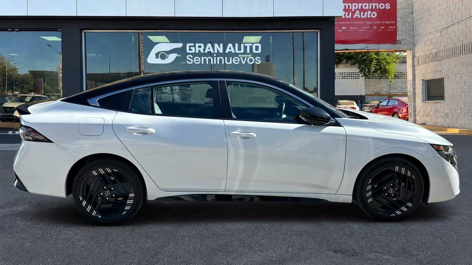 Nissan Sentra SR Platinum CVT 2026
