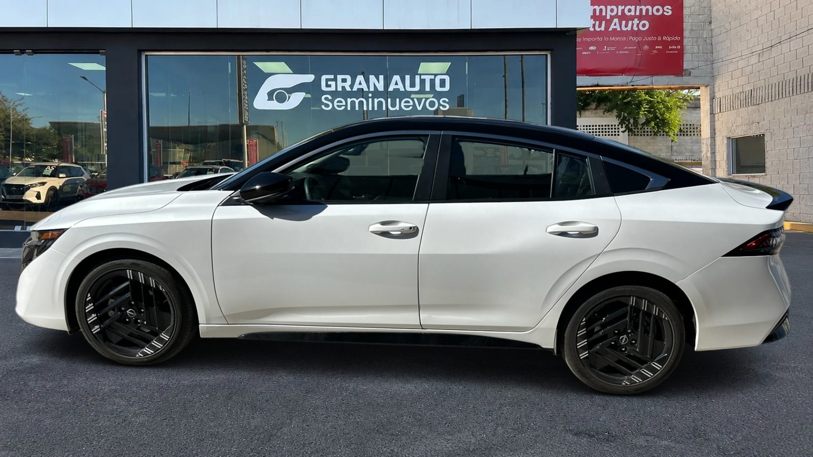 Nissan Sentra SR Platinum CVT 2026