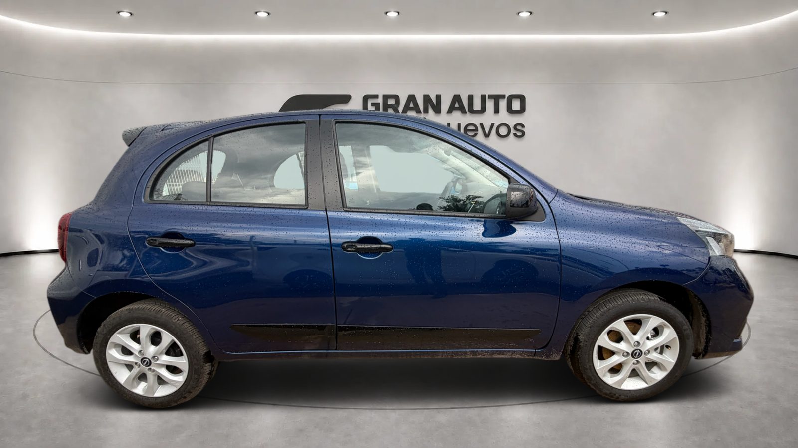 Nissan March 1.6 Advance MT 2026