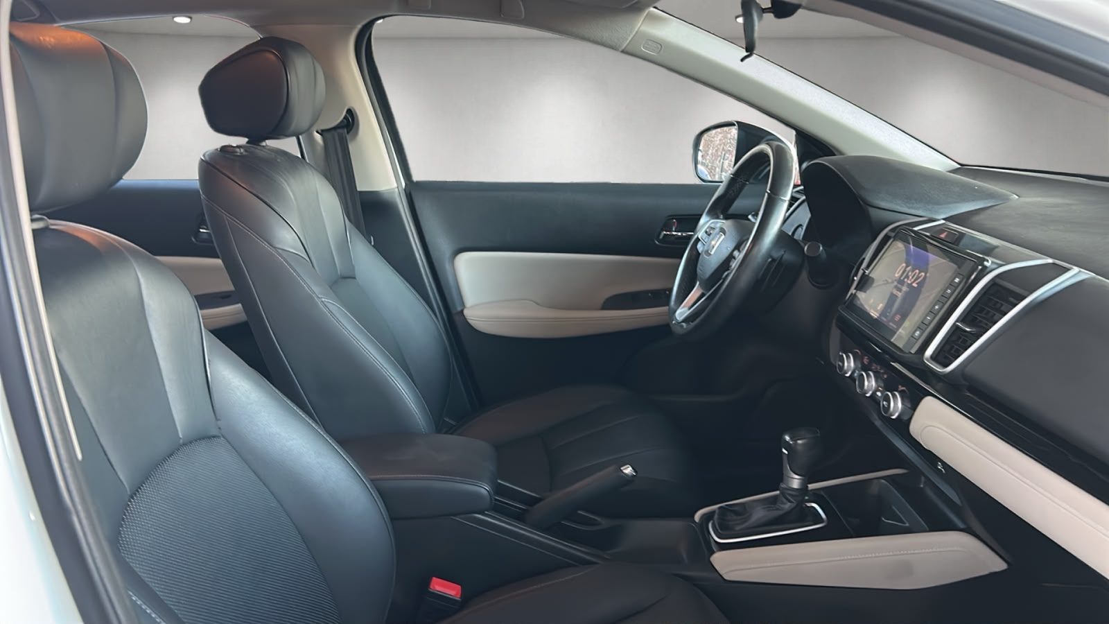 Honda City 1.5 Touring CVT 2023