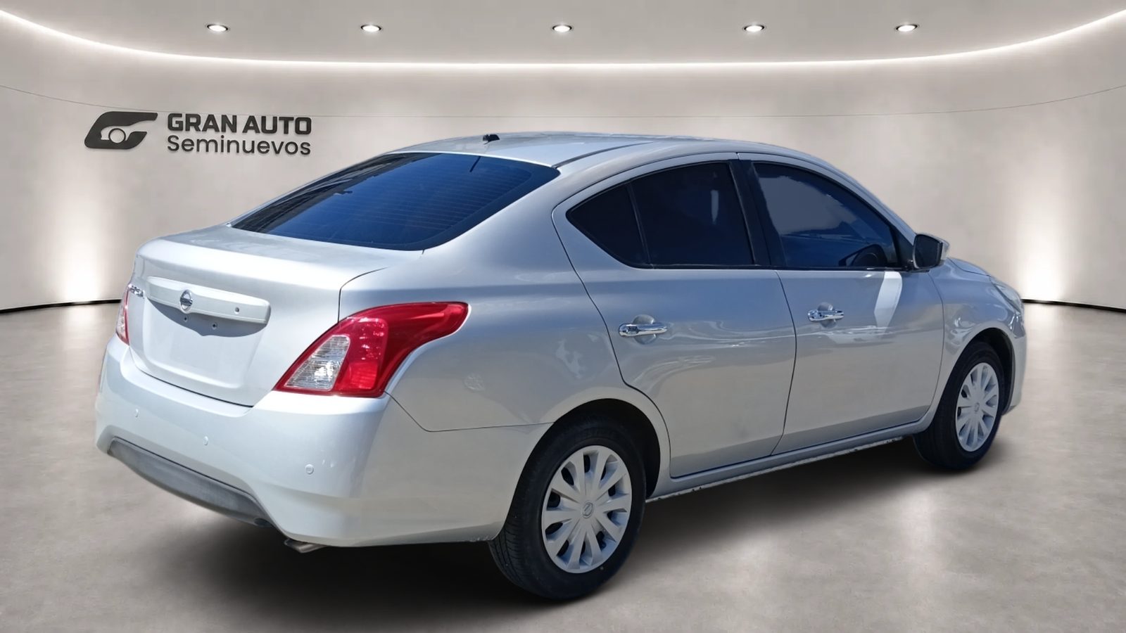 Nissan Versa 1.6 Sense AT 2018