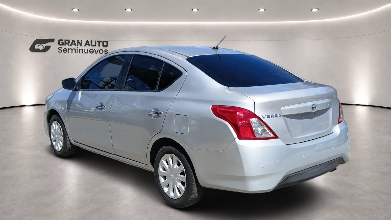 Nissan Versa 1.6 Sense AT 2018