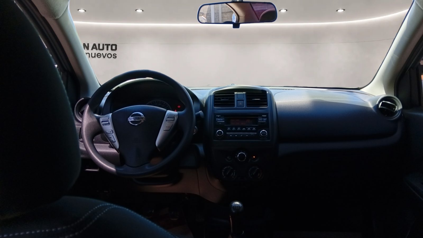 Nissan Versa 1.6 Sense AT 2018