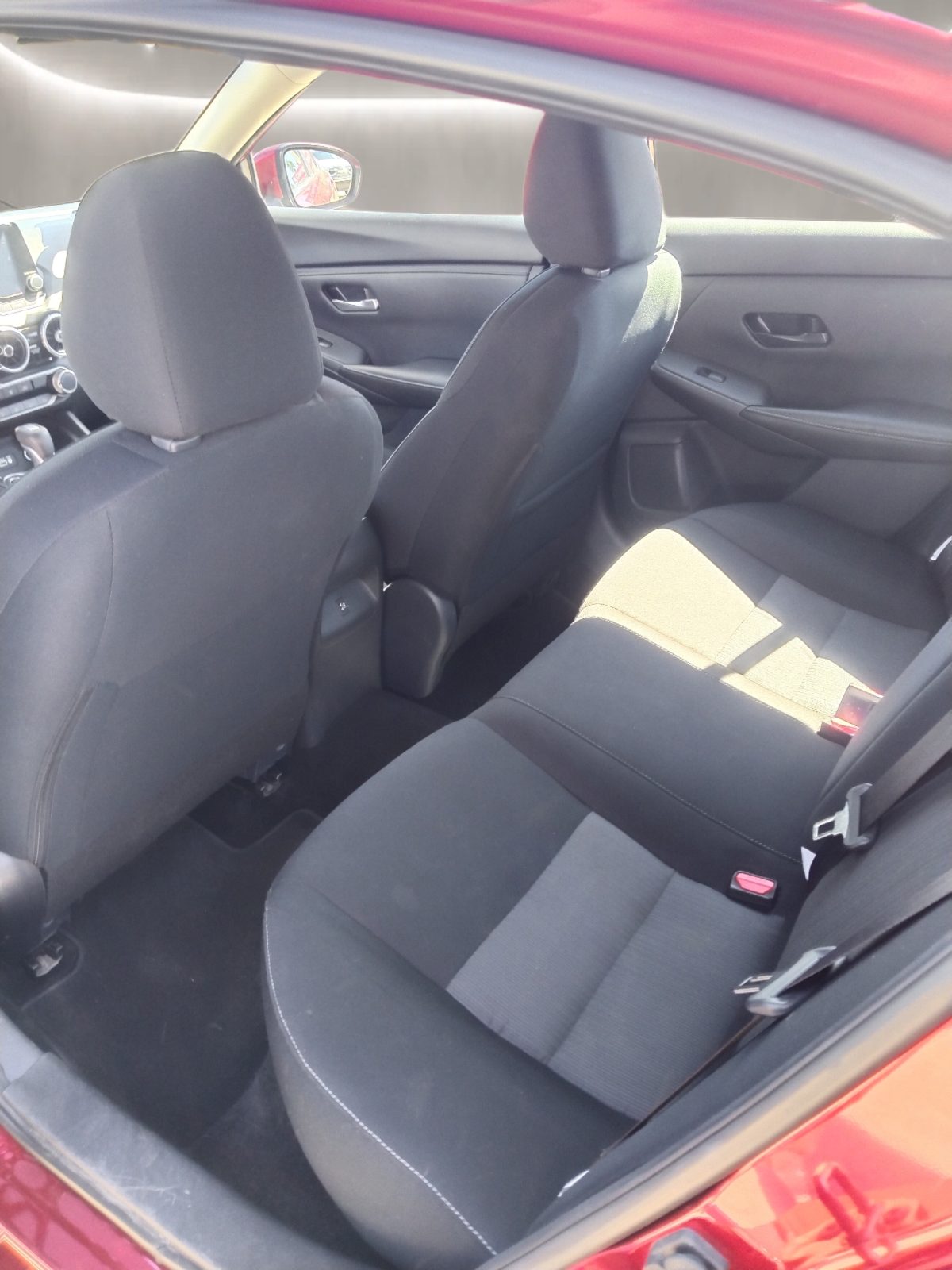 Nissan Sentra 2.0 Advance AT 2025