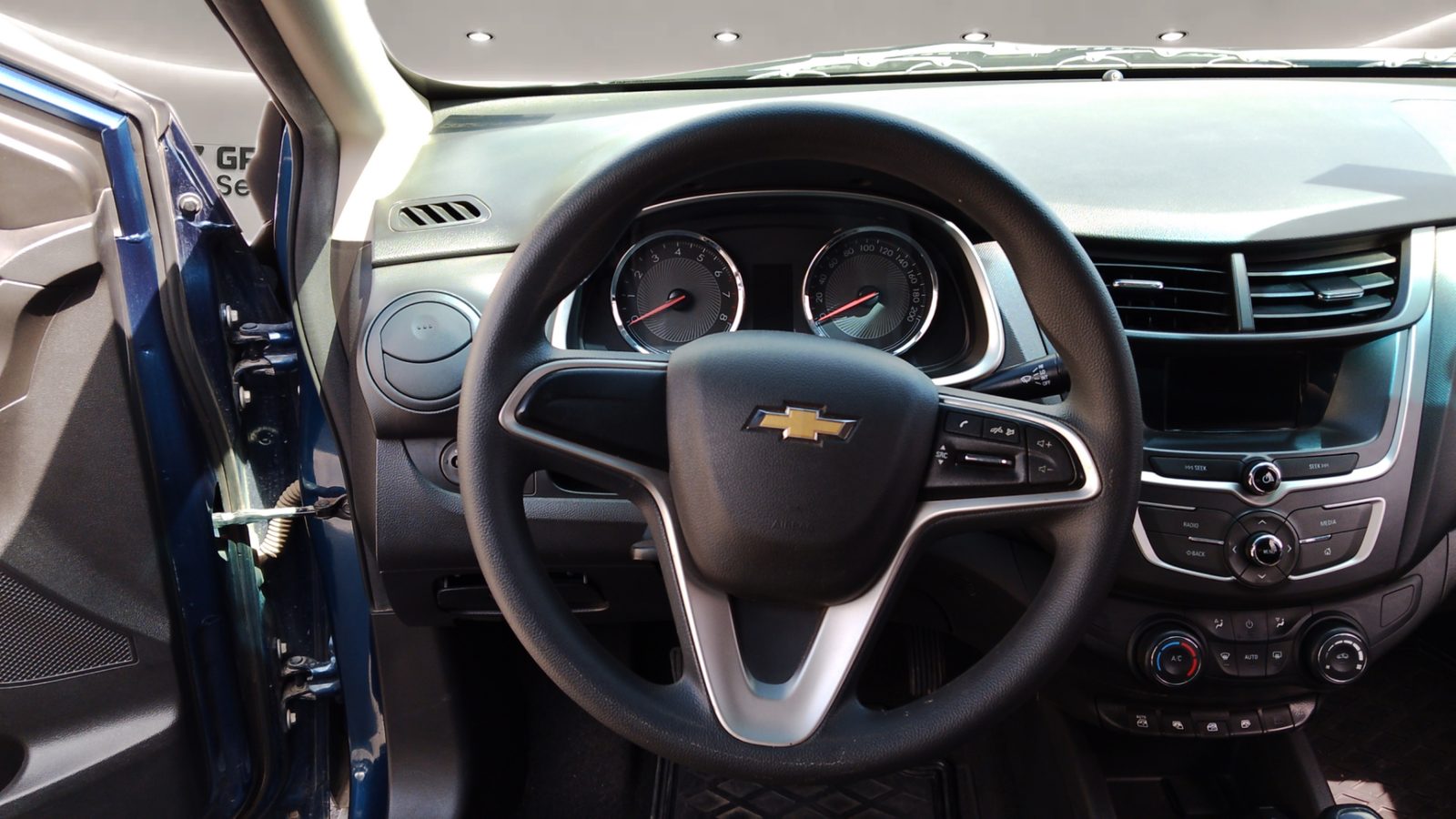 Chevrolet Aveo LT 1.5 MT 2022