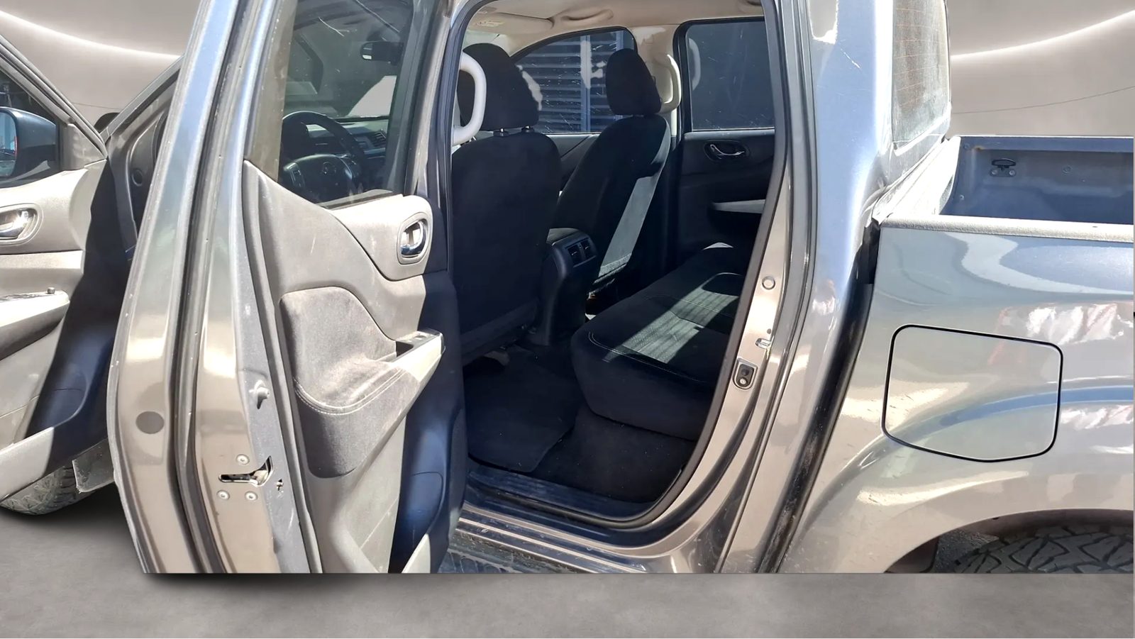 Nissan NP300 Frontier LE 2018