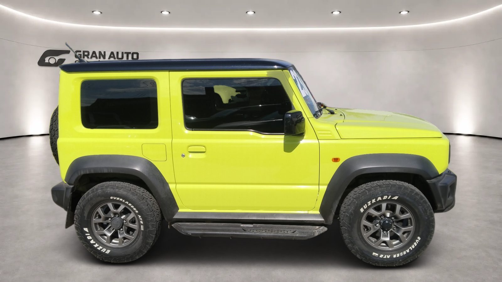 Suzuki Jimny GLX 1.5L MT 2023